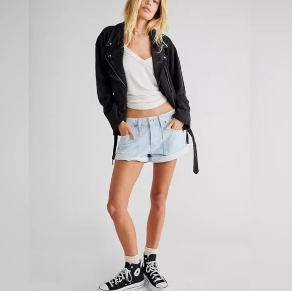 Free People | Denim Blue Jean Light We The Free Beginner's Luck Slouch Shorts - Picture 5 of 11
